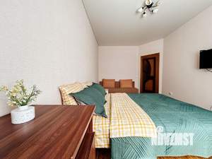 1-к квартира, посуточно, 42м2, 1/1 этаж