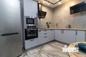 1-к квартира, посуточно, 42м2, 3/18 этаж