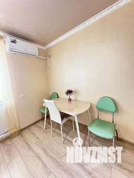 1-к квартира, посуточно, 46м2, 11/16 этаж