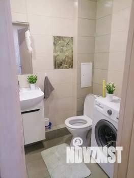 Студия квартира, посуточно, 36м2, 1/4 этаж