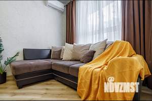 1-к квартира, посуточно, 42м2, 1/1 этаж