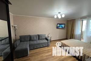 1-к квартира, посуточно, 40м2, 7/16 этаж