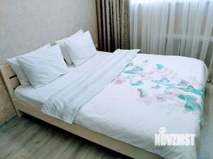 Студия квартира, посуточно, 27м2, 10/17 этаж