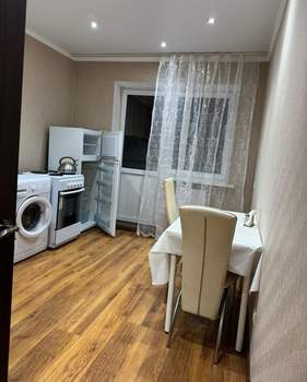 1-к квартира, на длительный срок, 38м2, 8/10 этаж