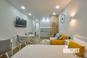 Студия квартира, посуточно, 33м2, 3/12 этаж