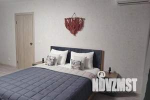 1-к квартира, посуточно, 40м2, 1/16 этаж