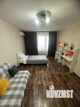 1-к квартира, посуточно, 38м2, 3/16 этаж