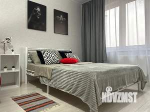 1-к квартира, посуточно, 40м2, 9/16 этаж