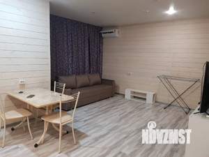 Студия квартира, посуточно, 36м2, 1/4 этаж