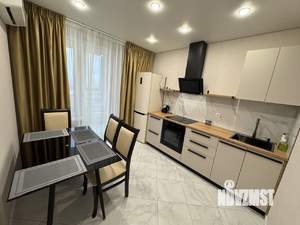 1-к квартира, посуточно, 40м2, 12/24 этаж