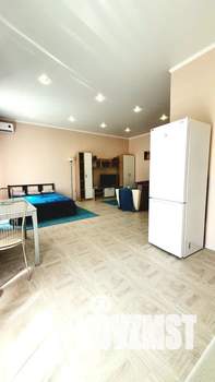 Студия квартира, посуточно, 41м2, 3/10 этаж