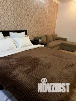 1-к квартира, посуточно, 40м2, 8/16 этаж