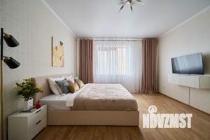 2-к квартира, посуточно, 66м2, 7/18 этаж