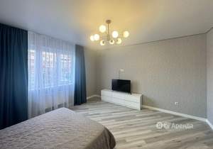 2-к квартира, на длительный срок, 82м2, 1/18 этаж