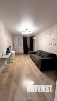 2-к квартира, посуточно, 61м2, 8/18 этаж