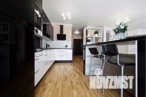 1-к квартира, посуточно, 41м2, 8/25 этаж