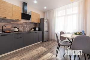 1-к квартира, посуточно, 43м2, 13/22 этаж