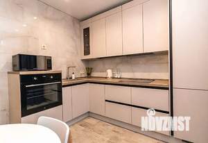 1-к квартира, посуточно, 40м2, 18/18 этаж