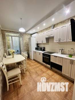 2-к квартира, посуточно, 63м2, 13/25 этаж