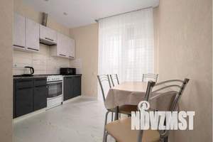 1-к квартира, посуточно, 40м2, 10/18 этаж