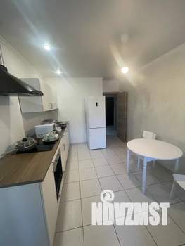 1-к квартира, посуточно, 48м2, 1/18 этаж