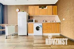1-к квартира, посуточно, 40м2, 6/25 этаж