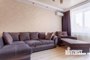 2-к квартира, посуточно, 60м2, 1/1 этаж