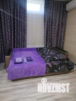 Студия квартира, посуточно, 36м2, 1/4 этаж