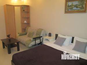 1-к квартира, посуточно, 42м2, 3/17 этаж