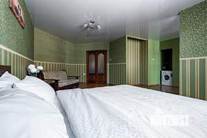 1-к квартира, посуточно, 53м2, 1/1 этаж