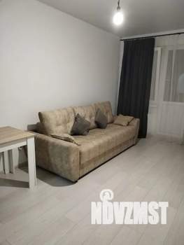 Студия квартира, посуточно, 25м2, 2/8 этаж