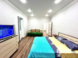 1-к квартира, посуточно, 47м2, 8/18 этаж