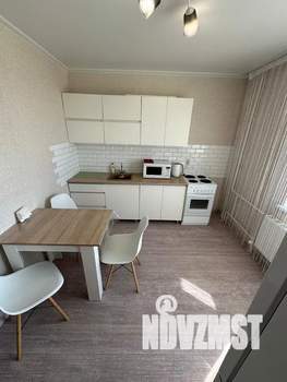 1-к квартира, посуточно, 38м2, 12/14 этаж