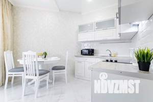 1-к квартира, посуточно, 45м2, 5/20 этаж