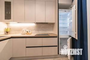 1-к квартира, посуточно, 40м2, 18/18 этаж