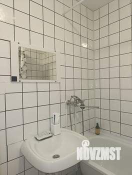 1-к квартира, посуточно, 42м2, 1/16 этаж