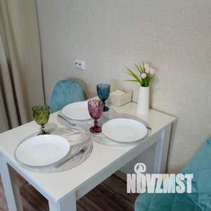 1-к квартира, посуточно, 40м2, 1/16 этаж