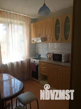 1-к квартира, посуточно, 33м2, 4/9 этаж