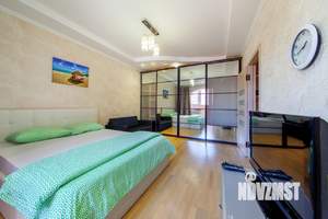 1-к квартира, посуточно, 40м2, 11/16 этаж