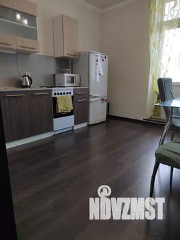 1-к квартира, посуточно, 40м2, 10/16 этаж