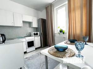 1-к квартира, посуточно, 36м2, 7/16 этаж