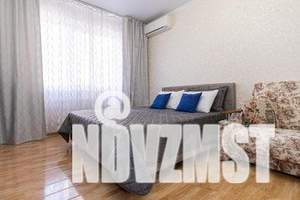 2-к квартира, посуточно, 65м2, 5/16 этаж