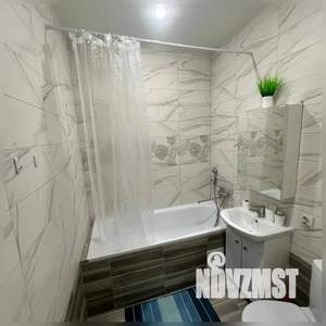 Студия квартира, посуточно, 31м2, 14/24 этаж