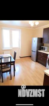 1-к квартира, на длительный срок, 45м2, 4/17 этаж