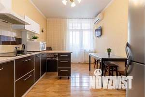 2-к квартира, посуточно, 65м2, 5/16 этаж