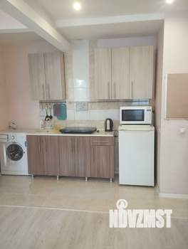 Студия квартира, посуточно, 40м2, 1/16 этаж