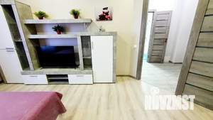 1-к квартира, посуточно, 42м2, 8/10 этаж