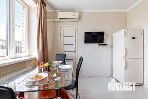 1-к квартира, посуточно, 45м2, 1/1 этаж
