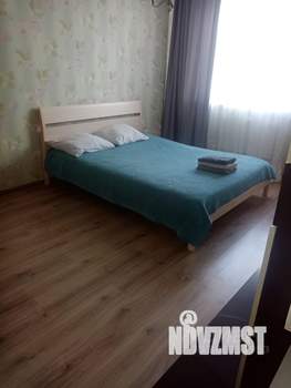 1-к квартира, посуточно, 45м2, 3/17 этаж