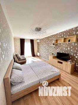 1-к квартира, посуточно, 45м2, 1/1 этаж